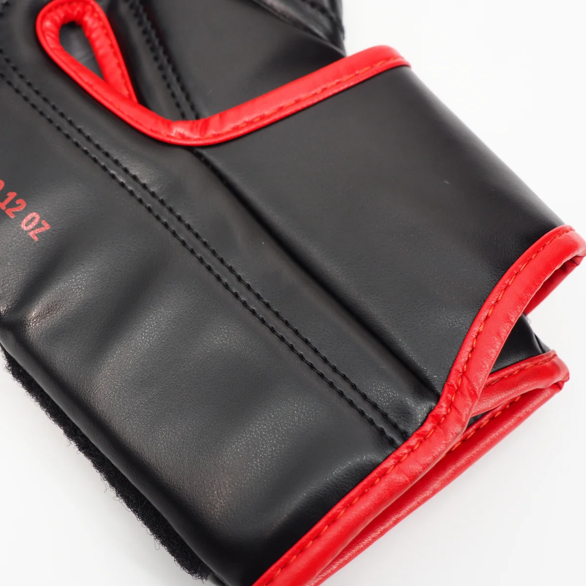 Handschuhe, Leder, Schwarz, Rote Ziernaht, Nahtdetails
