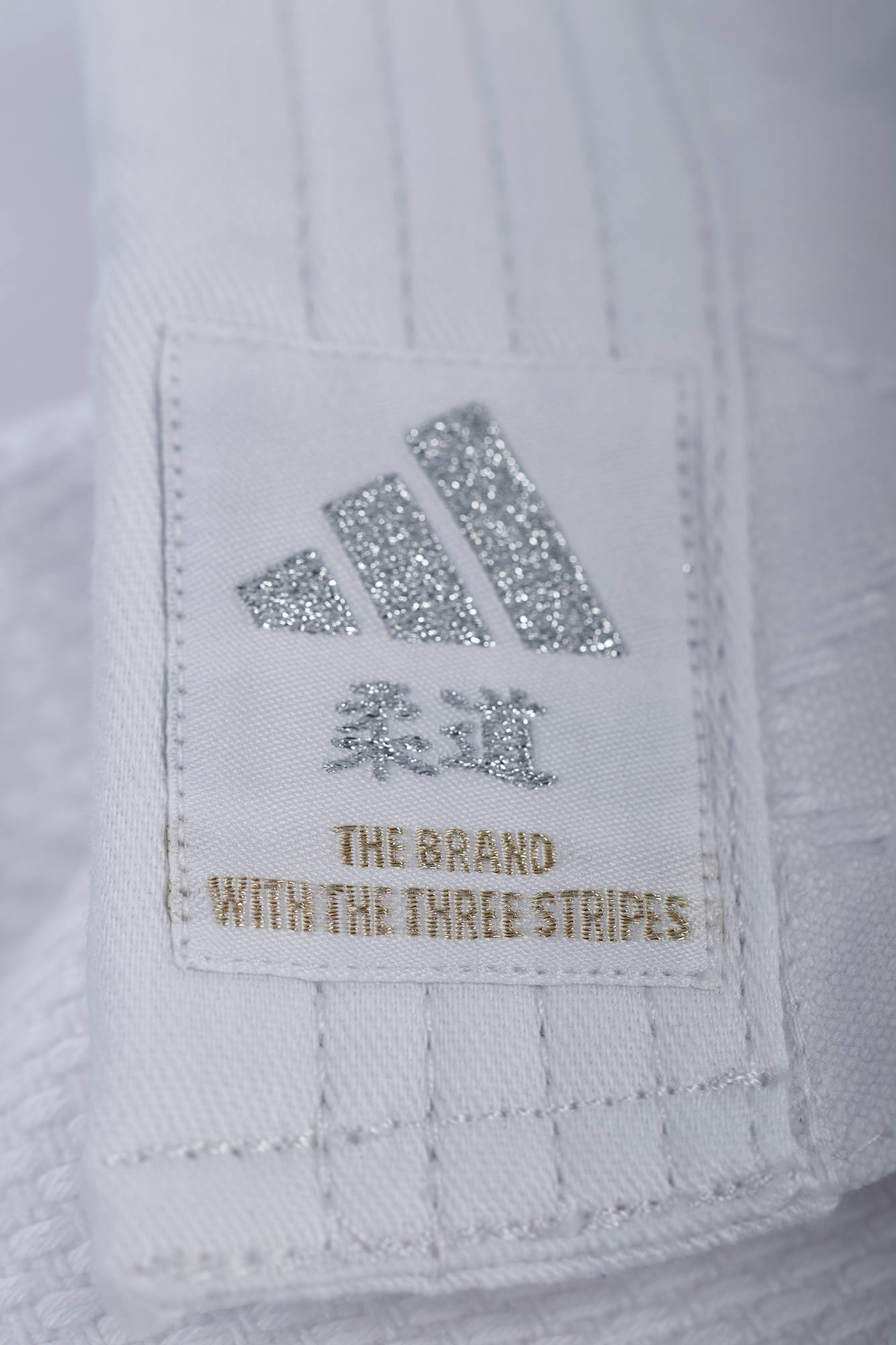 adidas judo gi Contest J650 white/silver stripes