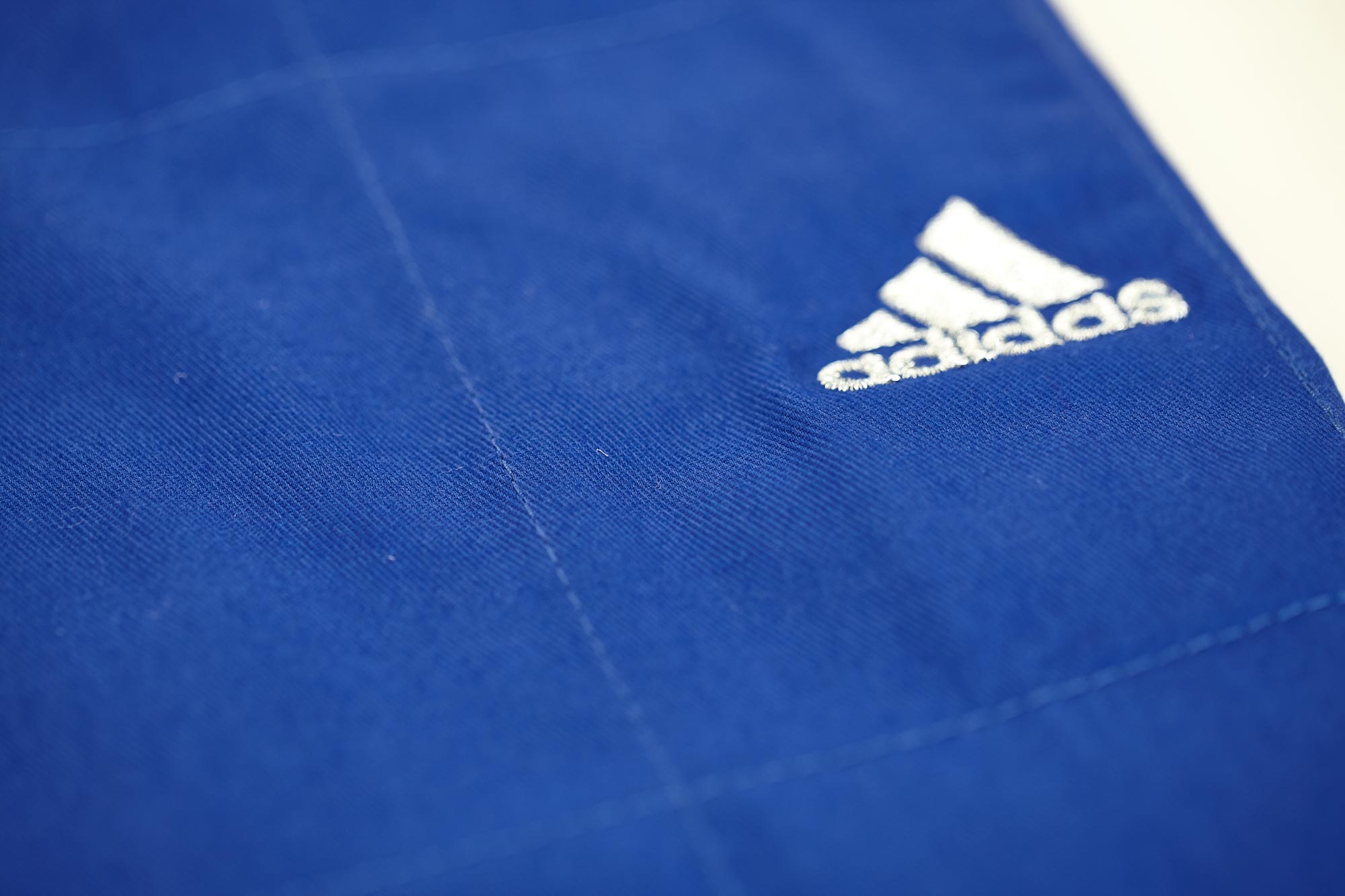 adidas-Judo_Gi-J990B-Millenium-blau-4 adidas judo gi Millenium J990B blue / silver