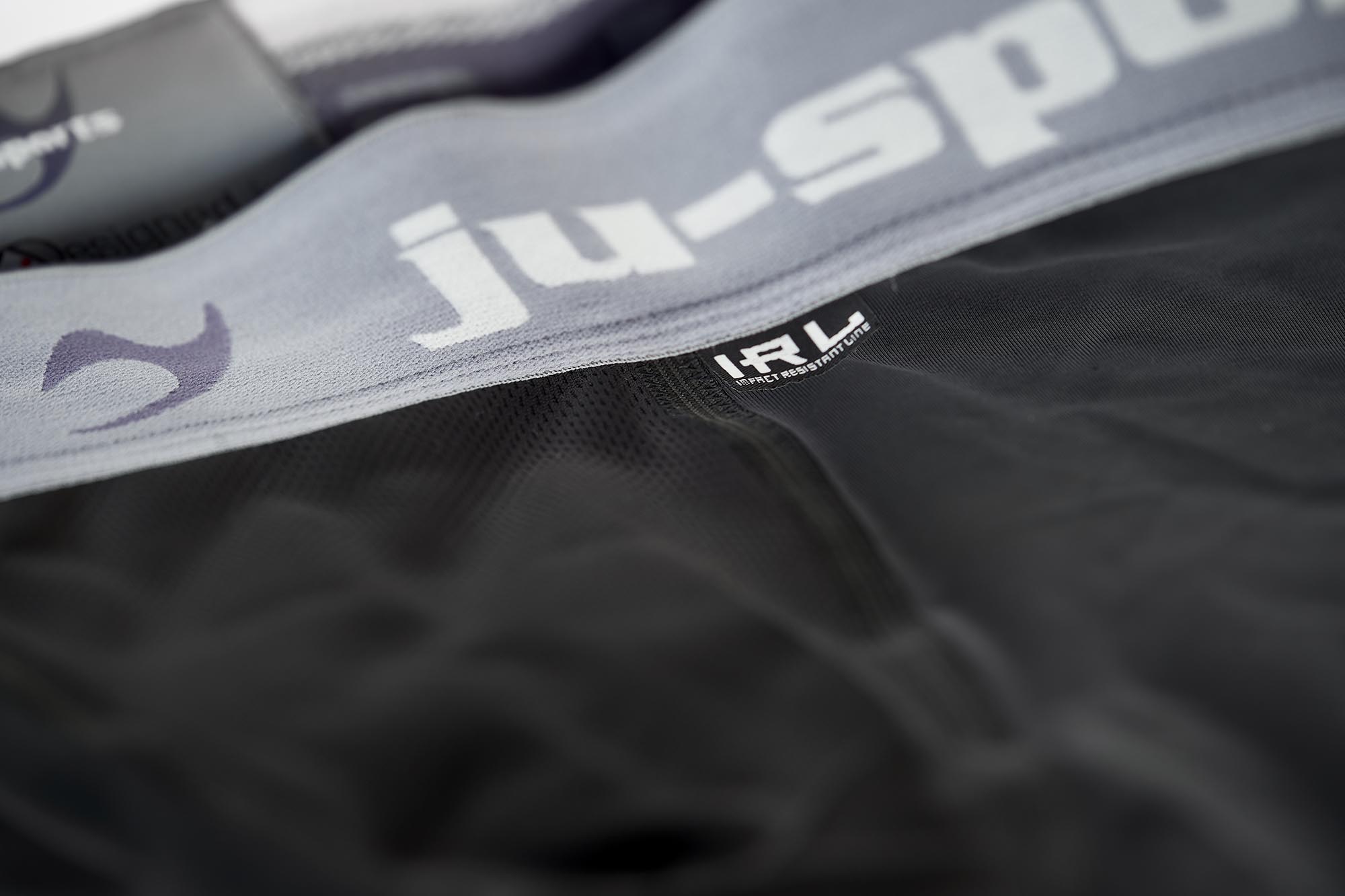 Ju-Sports Compression Base Shorts mit Motion Pro Flexcup, Tiefschutz