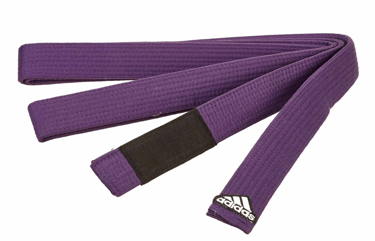 "Big Man Flow" Angebot: adidas Quest JJ600 A5 + BJJ Gürtel elite