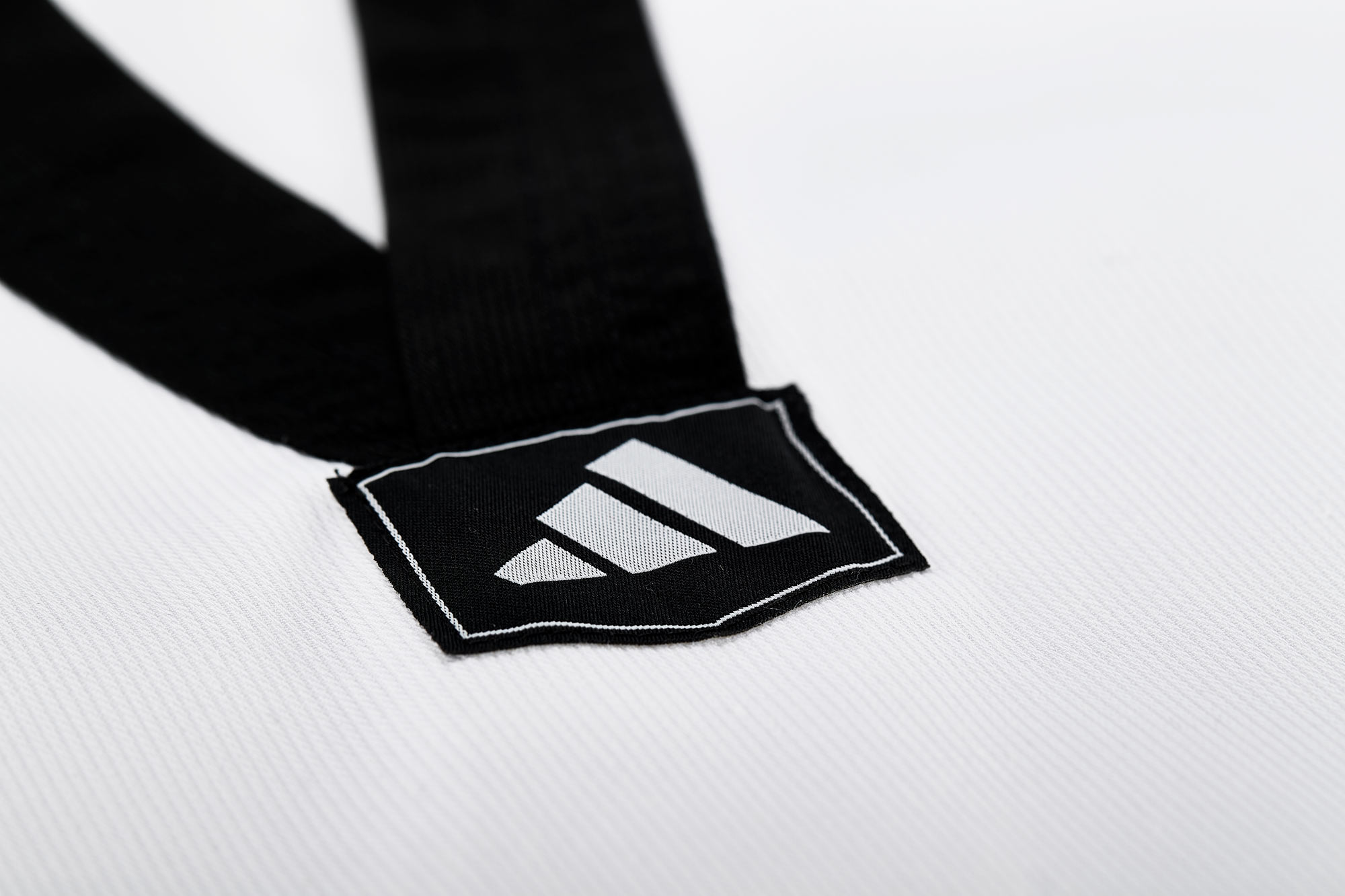 adidas TKD dobok adi club ADITCB02 black collar / black stripes adidas TKD dobok adi club ADITCB02 black collar / black stripes