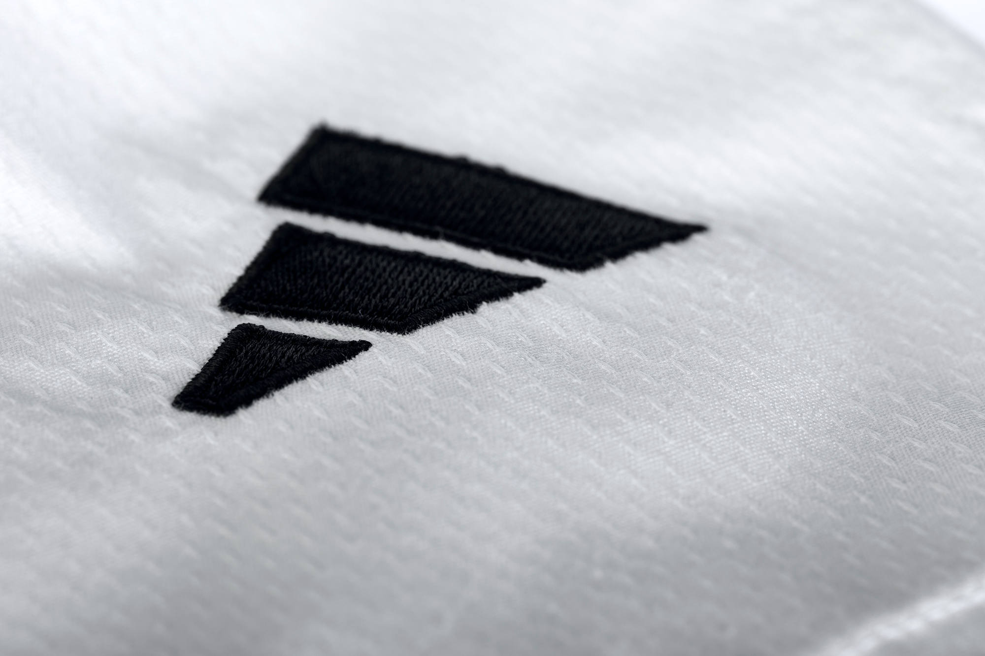 K220DNAWKF-white_black-Karate-uniform-Kumite-Fight-Logo-D1532 adidas Karate-Gi Kumite Fighter DNA, K220DNA