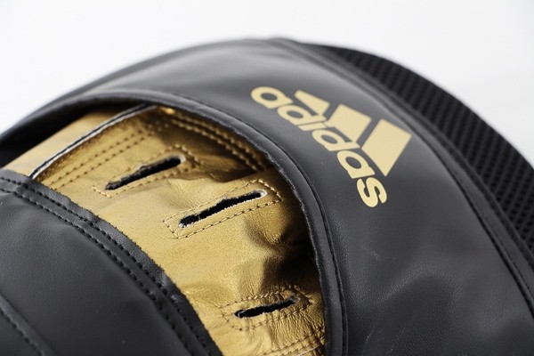 adisbac01_4 adidas training focus mitt PU ADISBAC01, black/gold