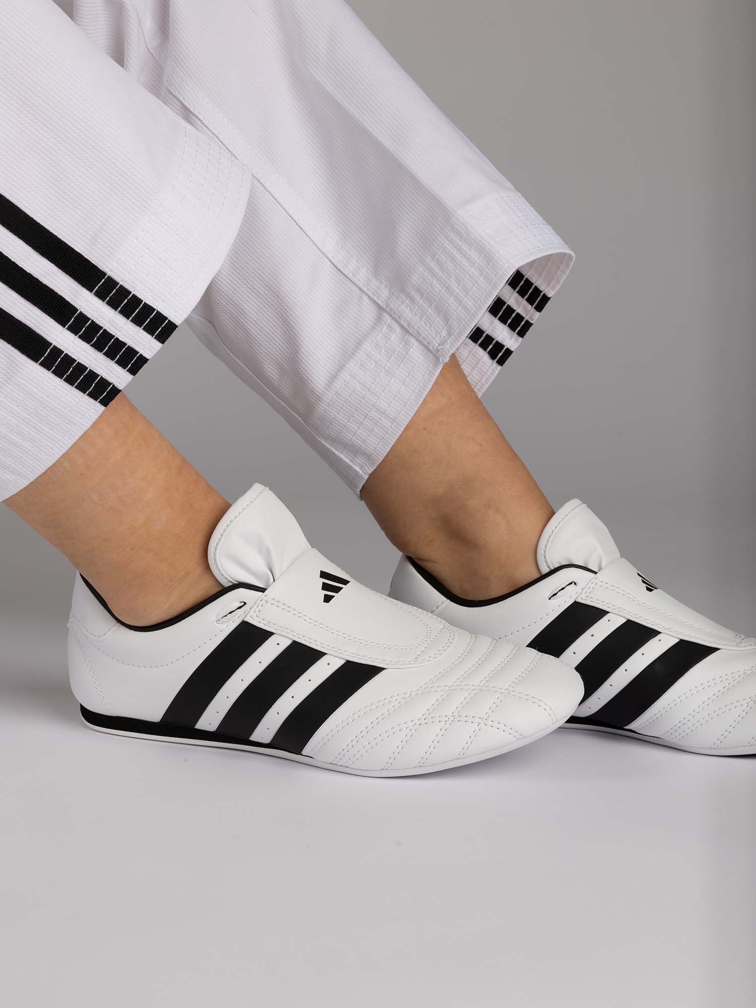 Sneaker, White, Schwarz-weiße Streifen, Sneaker, Slipper-ähnlich