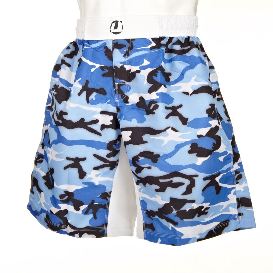 Abverkauf:Fight Short weit Camouflage